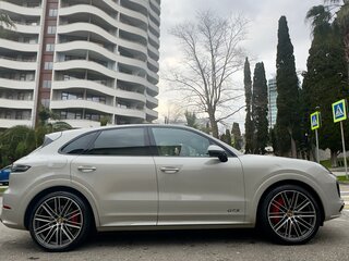 2020 Porsche Cayenne GTS III, серый, 9499000 рублей, вид 4