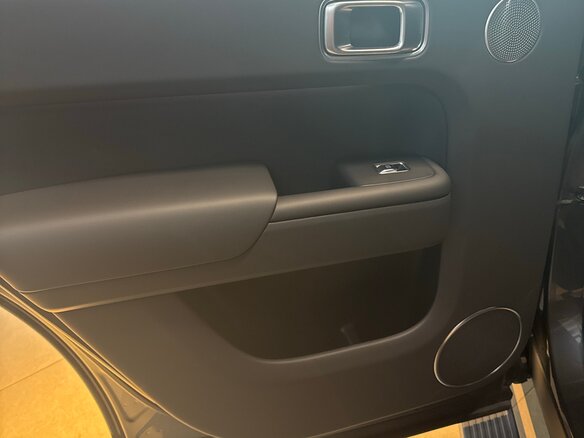2024 Li Auto (Lixiang) L9 44.5 kWh I, серый, 7700000 рублей - вид 10