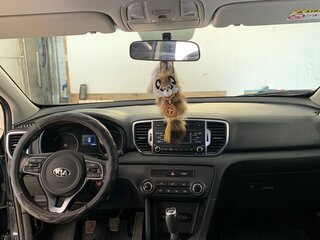 2018 Kia Sportage IV, чёрный, 1750000 рублей, вид 4