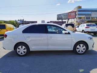 2021 Volkswagen Polo VI, белый, 1639000 рублей, вид 4