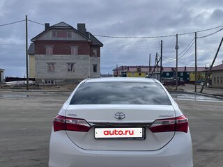 2013 Toyota Corolla XI (E160, E170, E180), белый, 1100000 рублей, вид 2