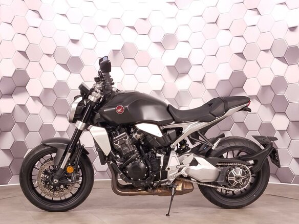 2022 Honda CB 1000R, серый - вид 3