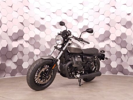 2017 Moto Guzzi V 9, серый, 727000 рублей, вид 2