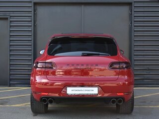 2017 Porsche Macan GTS I, красный, 3800000 рублей, вид 4