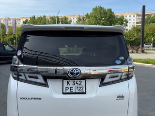 2020 Toyota Vellfire II Рестайлинг, белый, 4950000 рублей, вид 2