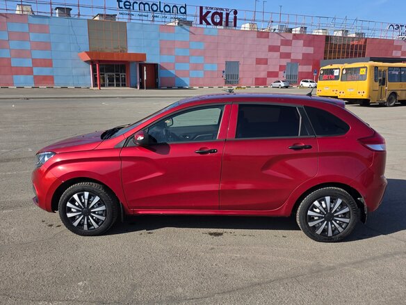 2018 Lada (ВАЗ) XRAY I, красный, 730000 рублей - вид 6