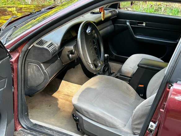 1991 Audi 100 IV (C4), красный - вид 5