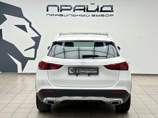 2021 Mercedes-Benz GLA 200 II (H247), белый, 3480000 рублей, вид 5