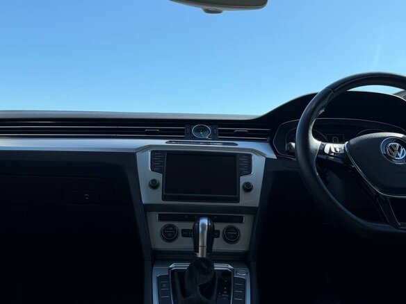 2015 Volkswagen Passat B8, белый, 1670000 рублей - вид 22