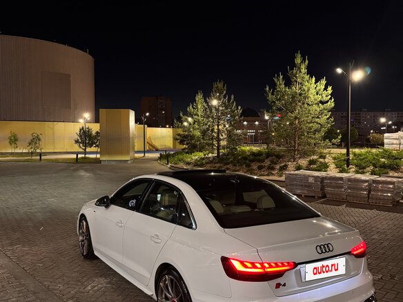 2021 Audi A4 45 TFSI V (B9) Рестайлинг, белый, 3475000 рублей - вид 10