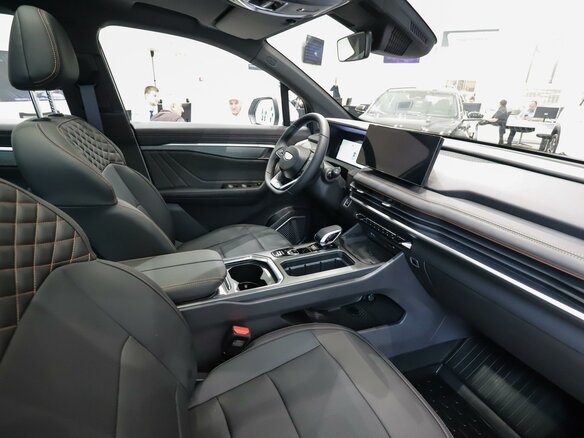 2026 Geely Okavango I Рестайлинг, белый, 4090000 рублей - вид 19