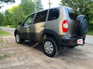 2012 Chevrolet Niva I Рестайлинг, серый, 499000 рублей, вид 4