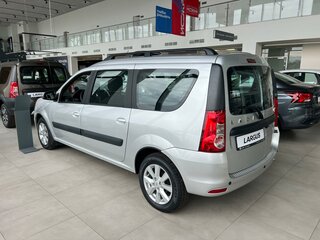 2026 Lada (ВАЗ) Largus I Рестайлинг, серебристый, 1657000 рублей, вид 3