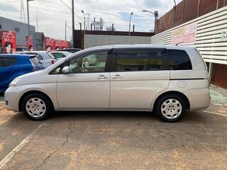 2014 Toyota ISis I Рестайлинг, белый, 980000 рублей, вид 3