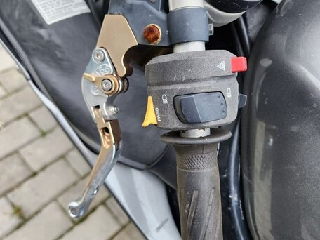 2004 Suzuki GSX-R 600, серый, 380000 рублей, вид 2