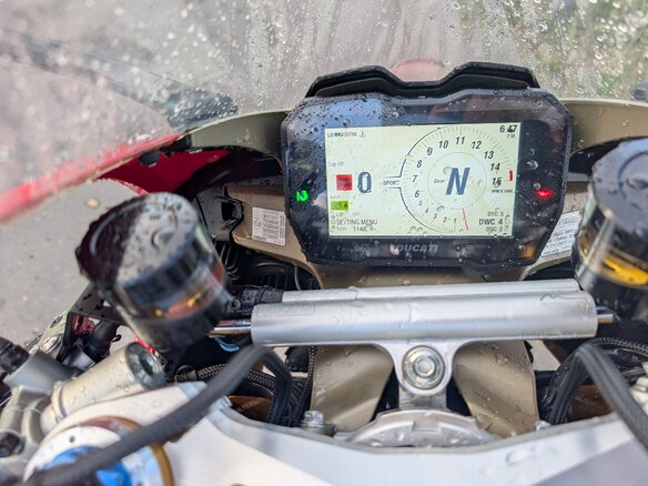 2018 Ducati Panigale V4, красный, 1550000 рублей - вид 9