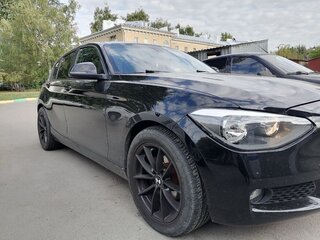2013 BMW 1 серии 116i II (F20/F21), чёрный, 900000 рублей, вид 5