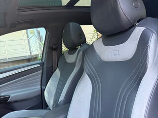 2022 Volkswagen ID.4 X, серый, 3530000 рублей, вид 5