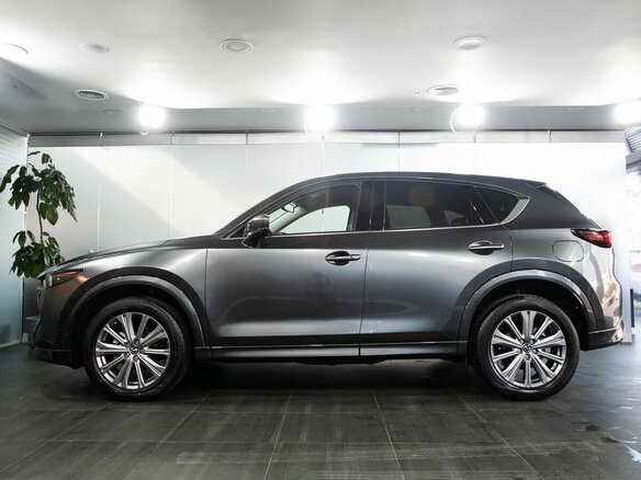 2025 Mazda CX-5 II Рестайлинг, серый, 5400000 рублей - вид 6