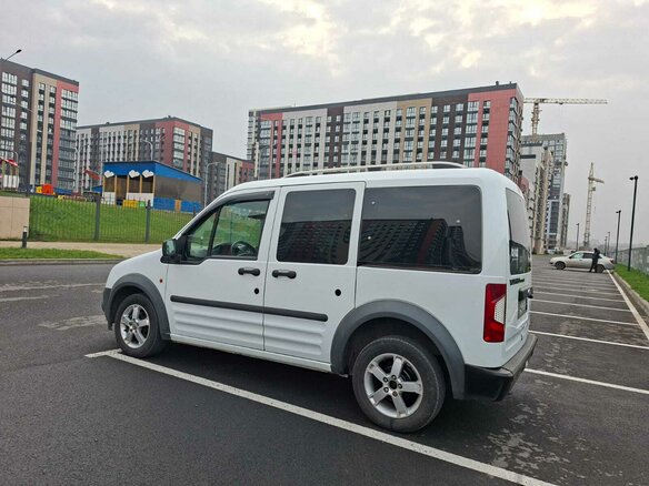 2012 Ford Tourneo Connect I Рестайлинг, белый, 790000 рублей - вид 9
