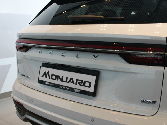 2026 Geely Monjaro I Рестайлинг, белый - вид 29