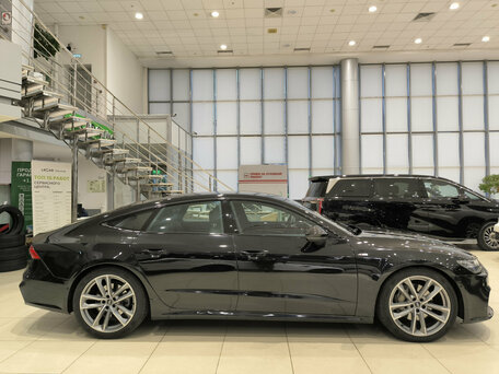 2020 Audi A7 50 TDI II (4K), чёрный, 5200000 рублей, вид 4