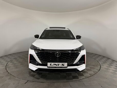2025 Changan UNI-S I, белый, 3179900 рублей, вид 2