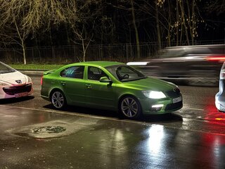 2012 Skoda Octavia RS II Рестайлинг, зелёный, 1550000 рублей, вид 3