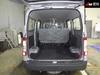 2020 Toyota Town Ace IV, серебристый, 2000000 рублей, вид 4