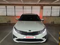 2019 Kia Optima IV Рестайлинг, белый, 2300000 рублей - вид 3