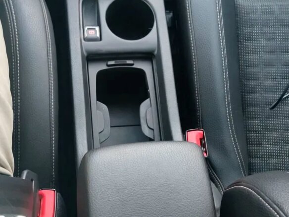 2014 Opel Astra GTC J Рестайлинг, белый, 950000 рублей - вид 18