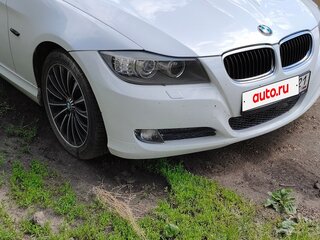 2011 BMW 3 серии 318i V (E90/E91/E92/E93) Рестайлинг, белый, 1035000 рублей, вид 3