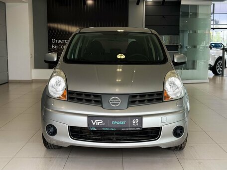 2008 Nissan Note I, серебристый, 497000 рублей, вид 2