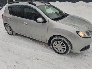2015 Renault Sandero II, серый, 520000 рублей, вид 3