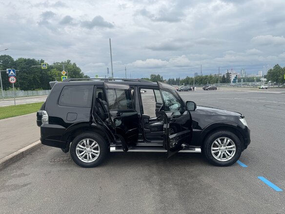 2012 Mitsubishi Pajero IV Рестайлинг 1, чёрный, 2790000 рублей - вид 8