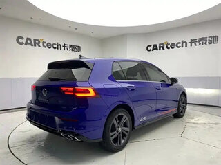 2022 Volkswagen Golf VIII, синий, 1850000 рублей, вид 5