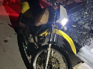 Suzuki DR 650 SE