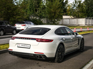 2017 Porsche Panamera 4S II, белый, 6326000 рублей, вид 5