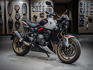 Triumph Trident 800