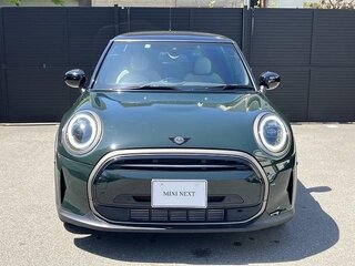 2022 Mini Hatch Cooper III (F55/F56) Рестайлинг 2, чёрный, 2127999 рублей, вид 3