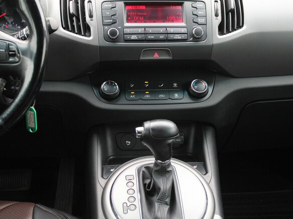 2014 Kia Sportage III Рестайлинг, серебристый - вид 11