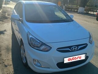 2012 Hyundai Solaris I, белый, 990000 рублей, вид 1
