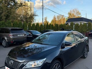 2011 Toyota Camry VII (XV50), серый, 135000 рублей, вид 1