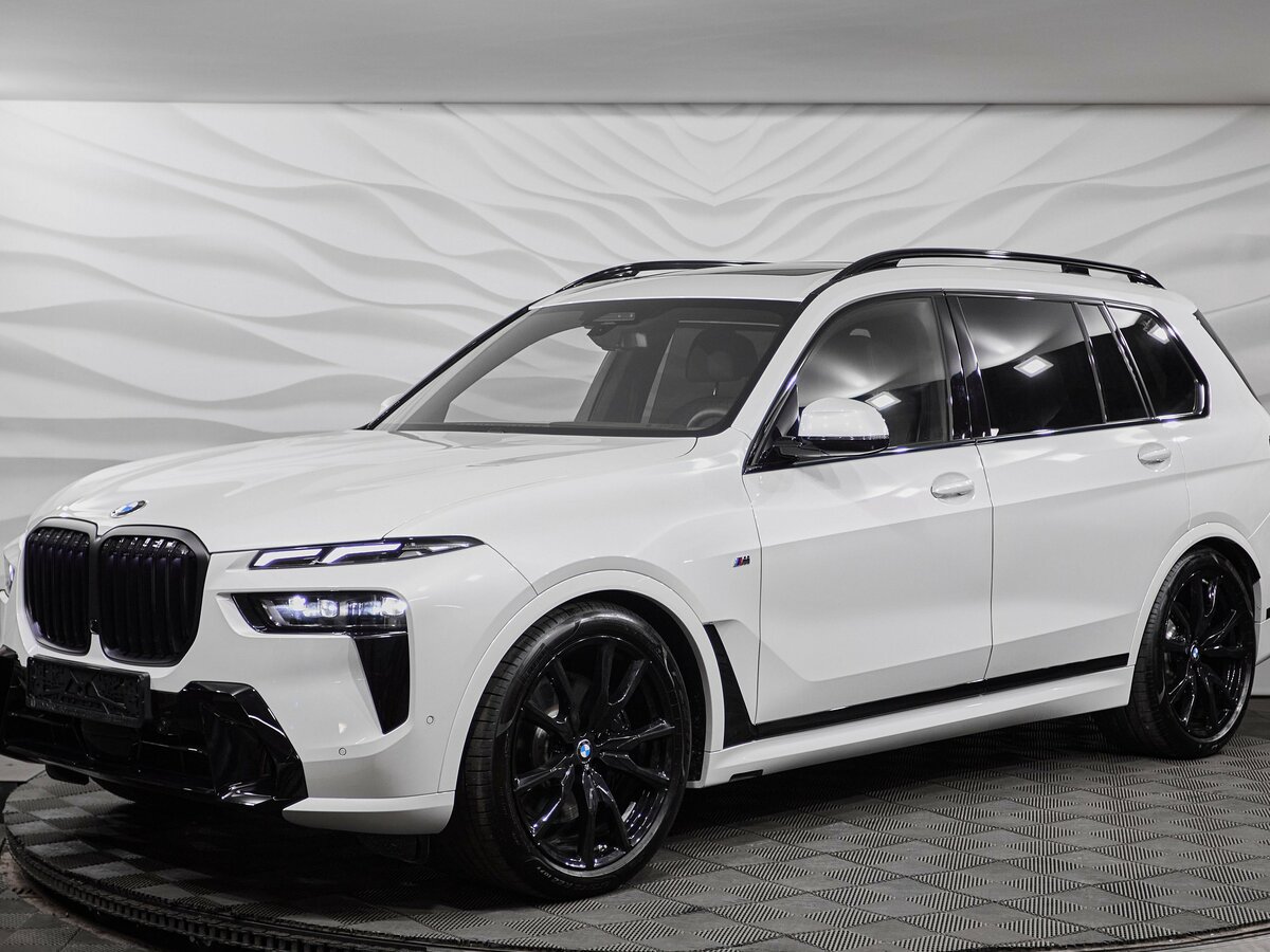 Открыть фотографии: BMW X7 I (G07) Рестайлинг