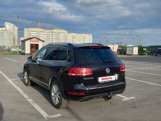 2014 Volkswagen Touareg II, чёрный, 2065000 рублей, вид 5