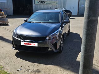 2022 Kia Rio IV Рестайлинг, серый, 1750000 рублей, вид 1