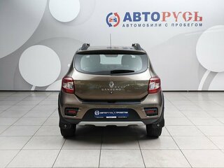 2021 Renault Sandero Stepway II Рестайлинг, коричневый, 999000 рублей, вид 4