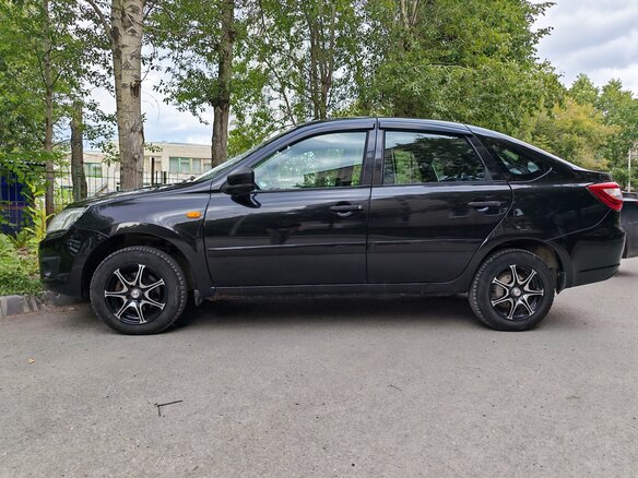 2014 Lada (ВАЗ) Granta I, чёрный, 325000 рублей - вид 5