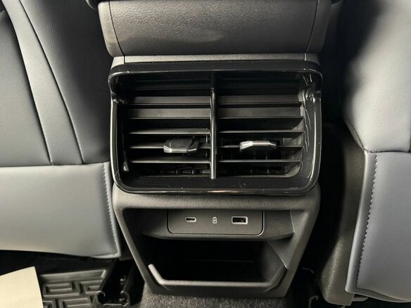 2026 Geely Atlas II, зелёный - вид 9