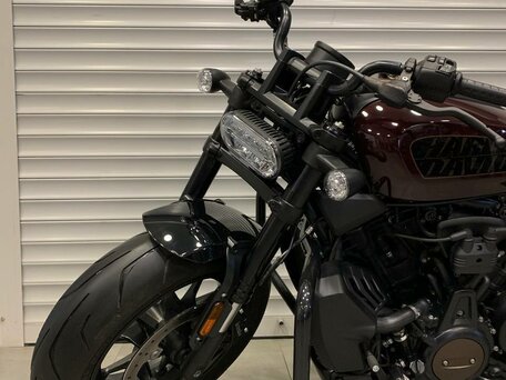 2021 Harley-Davidson Sportster S, красный, 1450000 рублей, вид 3